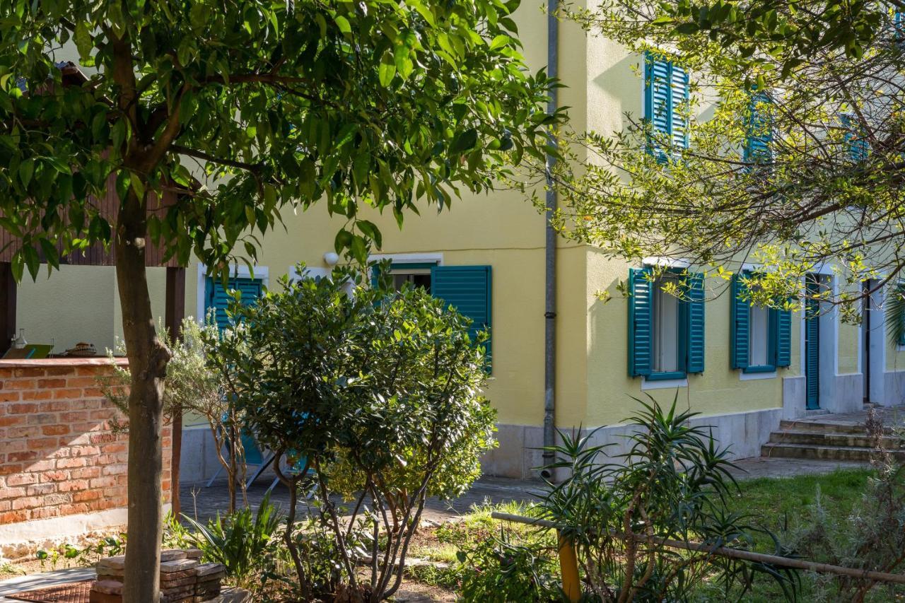 וולי לוסיניי Bigblue House Apartman Amelie מראה חיצוני תמונה
